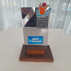 terceiro colocado no 20 open de natação